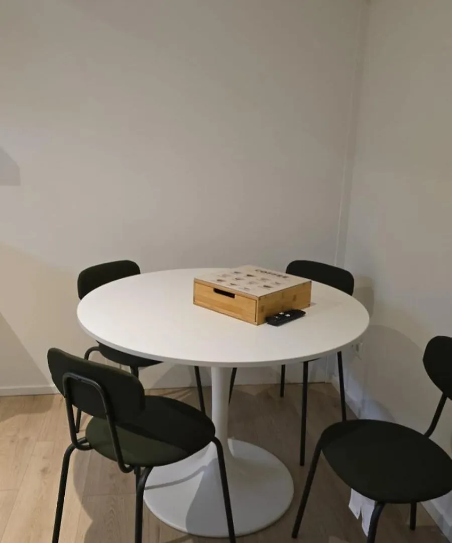 Apartment In Aalsmeer 6P 20' Amsterdam 0*,  Netherlands